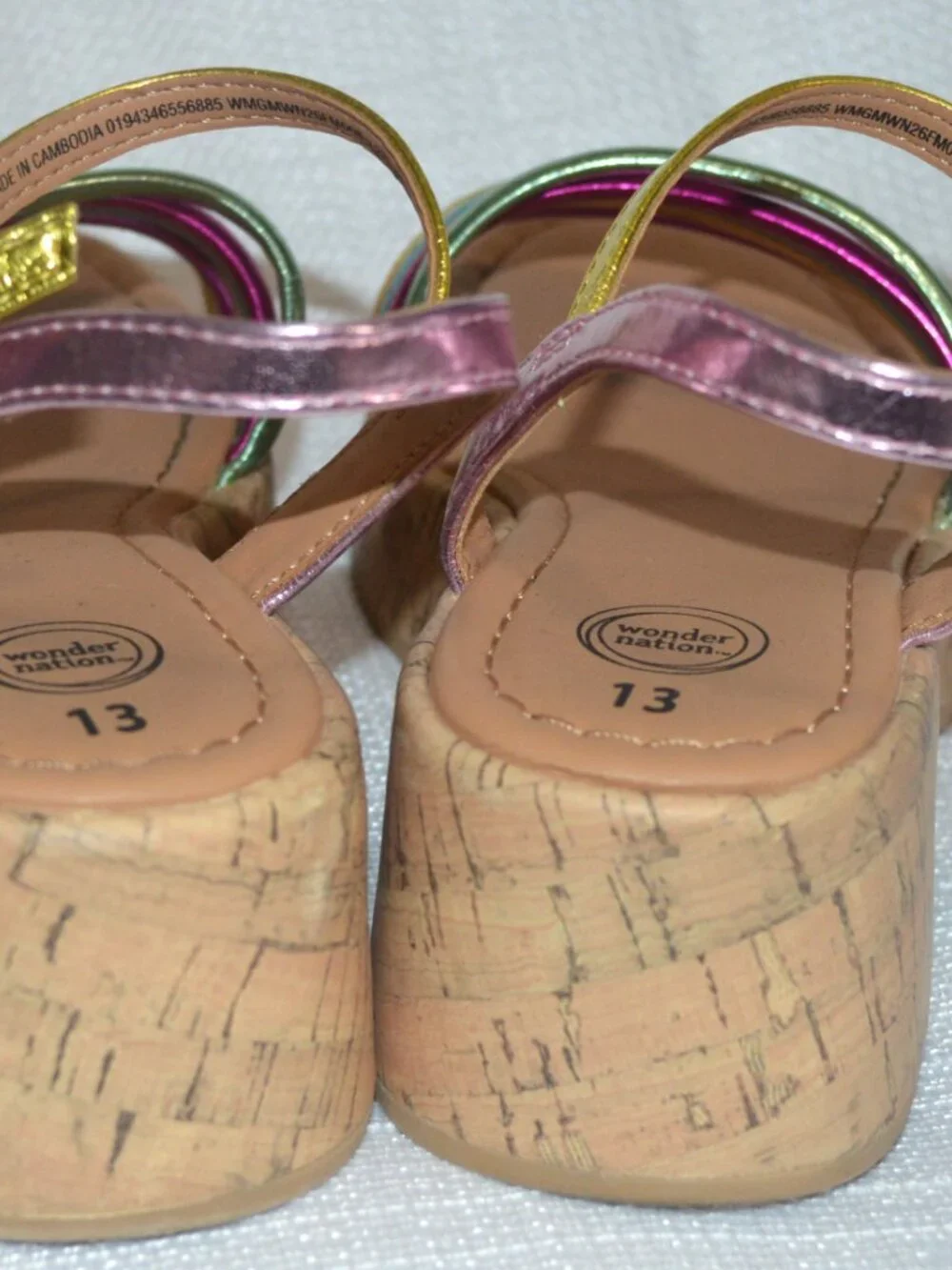 Wonder Nation Metallic Sandals – Size 13